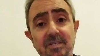 Eduardo de la Puente recibió el alta médica tras sufrir un ACV y compartió un emotivo video. (Foto: Captura de video) Eduardo de la Puente recibió el alta médica tras sufrir un ACV y compartió un emotivo video. (Foto: Captura de video)