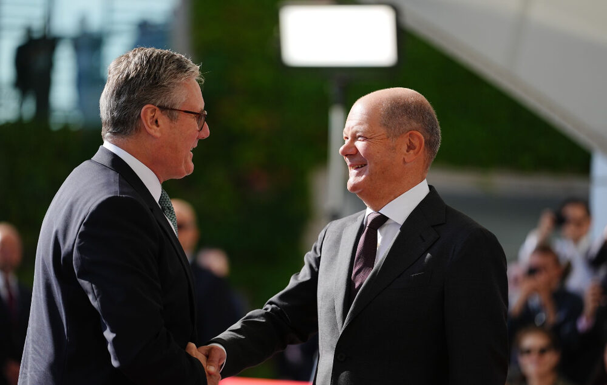 Keir Starmer con Scholz Keir Starmer con Scholz