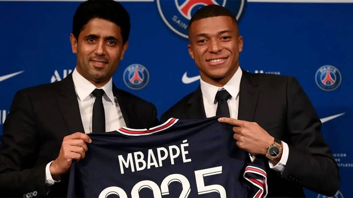 Kylian Mbappé le ganó un millonario juicio al París Saint Germain (PSG) y el jeque catarí Nasser Al-Khelaifi deberá pagarle 55 millones de euros. Kylian Mbappé le ganó un millonario juicio al París Saint Germain (PSG) y el jeque catarí Nasser Al-Khelaifi deberá pagarle 55 millones de euros.