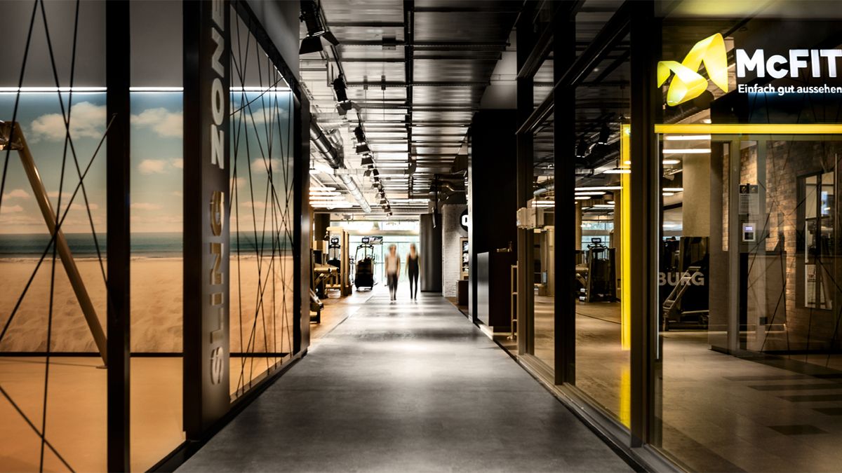 McFIT, una de las marcas de Fitness más reconocidas de Europa, se lanza al desarrollo corporativo del exitoso concepto de gimnasio y al mercado de franquicias. McFIT, una de las marcas de Fitness más reconocidas de Europa, se lanza al desarrollo corporativo del exitoso concepto de gimnasio y al mercado de franquicias.