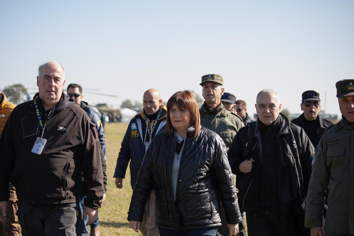 Rastrillajes en Corrientes con la presencia de la ministra de Seguridad. Rastrillajes en Corrientes con la presencia de la ministra de Seguridad. 