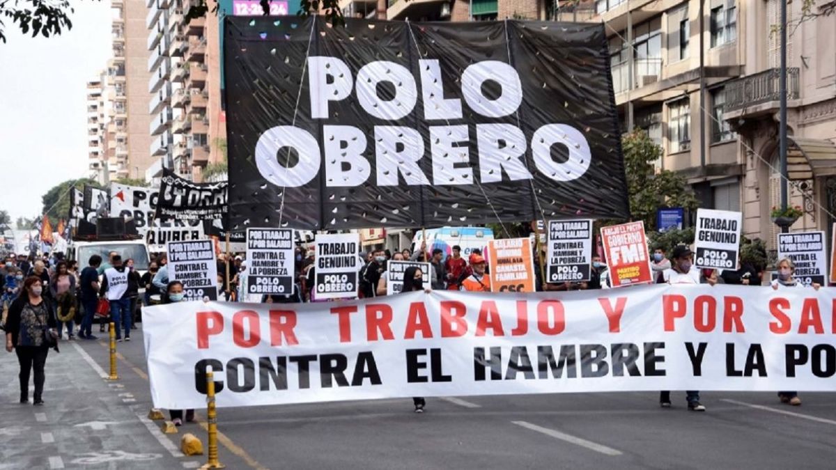 Los piqueteros denunciaron el ajuste en los planes sociales y pidieron una urgente reunión con la ministra Victoria Tolosa Paz.
