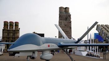 Drones chinos en Irán; peor nevada en Moscú en 203 años; Venezuela cambia