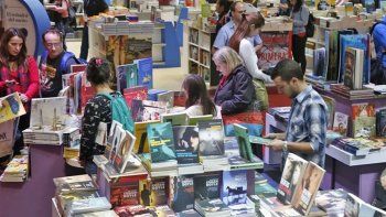 En los últimos años, la Feria del Libro pierde 100.000 asistentes cada 12 meses