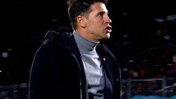 Sebastián Domínguezmantuvo un fuerte cruce con plateistas de Tigre tras la victoria ante Riestra2-1 pero su archivo demoledor lo deja al descubierto. Sebastián Domínguezmantuvo un fuerte cruce con plateistas de Tigre tras la victoria ante Riestra2-1 pero su archivo demoledor lo deja al descubierto.