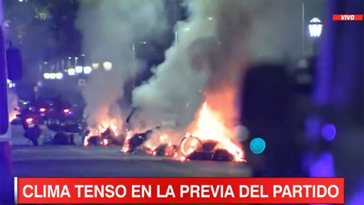 Bombonera: hinchas del Colo Colo se enfrentaron con la policía. (Captura de TV)