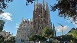 La culminación de la torre central de la Sagrada Família coincidirá con la visita del Papa León XIV, un momento histórico para Barcelona y para la obra de Gaudí. La culminación de la torre central de la Sagrada Família coincidirá con la visita del Papa León XIV, un momento histórico para Barcelona y para la obra de Gaudí.