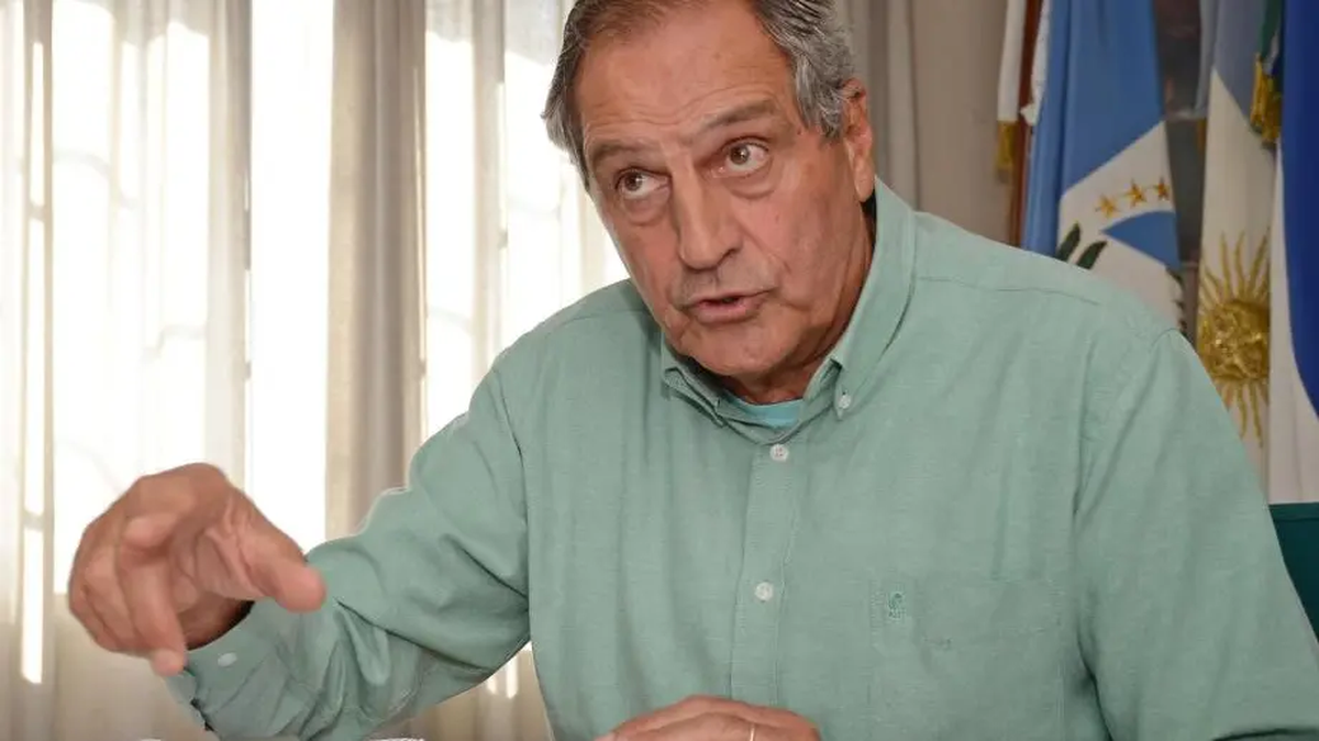 Elías Sapag (h), representante neuquino ante la AIC, dijo que "no hay salida" y que "Nación no quiere las provincias". Elías Sapag (h), representante neuquino ante la AIC, dijo que "no hay salida" y que "Nación no quiere las provincias".