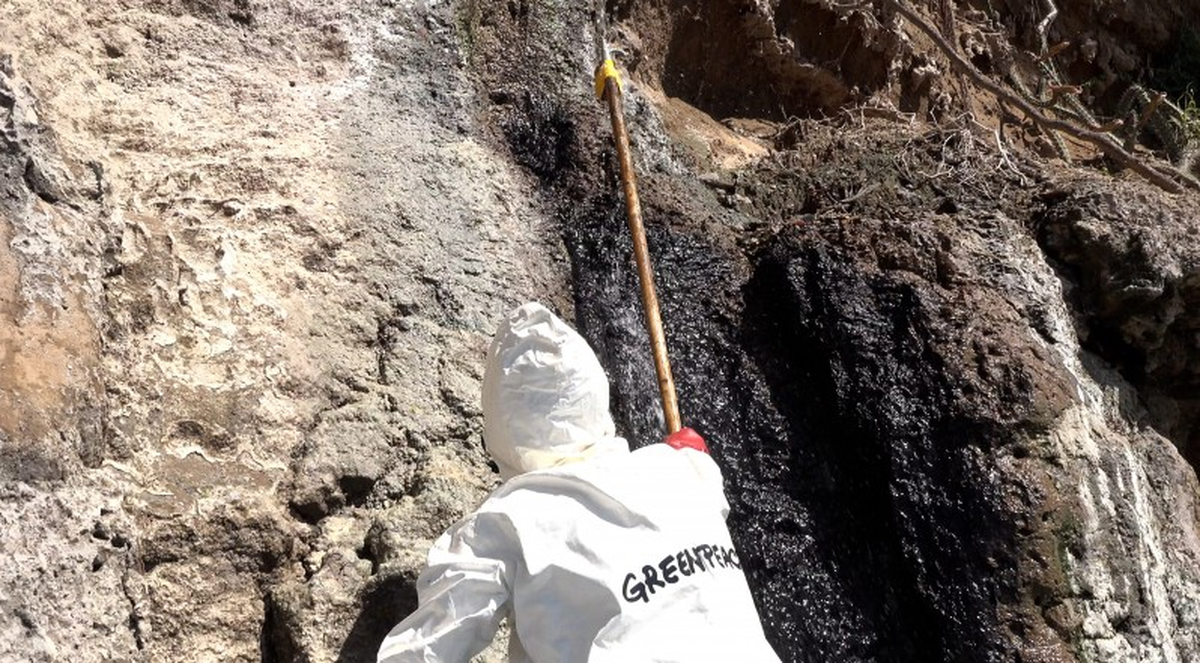 La planta de Atanor en San Nicolás está clausurada por la explosión de marzo y los vecinos exigen que sea reubicada por la contaminación. La planta de Atanor en San Nicolás está clausurada por la explosión de marzo y los vecinos exigen que sea reubicada por la contaminación.