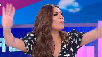 Flor de la V habla sobre la educación pública en Intrusos. Flor de la V habla sobre la educación pública en Intrusos.