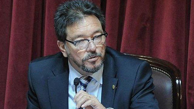 Pedro Guillermo Angel Guastavino es oriundo de Gualeguaychú, y estudió Derecho en la Universidad Nacional de La Plata. Fue vicegobernador, con Jorge Busti, gobernador, entre 2003 y 2007.