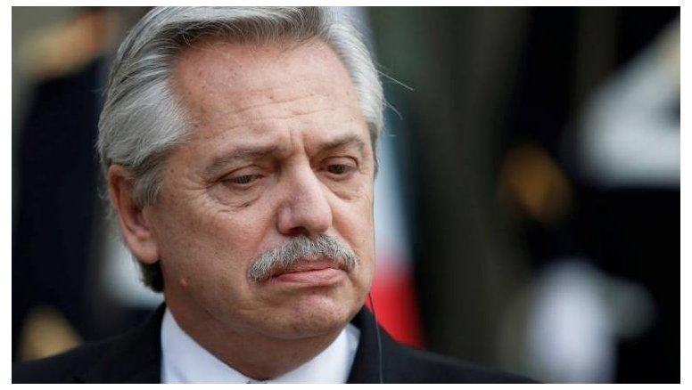 Insólito blooper: Mientras Alberto F. anunciaba el nuevo ministro, empezó a sonar la música de Titanic