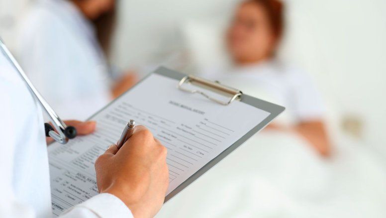 Salud: La historia clínica es una necesidad pero... ¿es posible en el mediano plazo?
