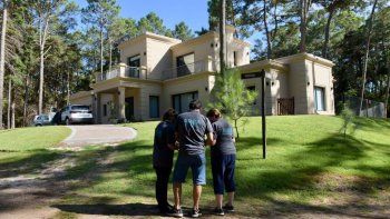 pinamar podria enfrentar la peor temporada en 20 anos: videos virales de sus playas vacias pinamar podria enfrentar la peor temporada en 20 anos: videos virales de sus playas vacias