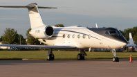 El Gulfstream G400, matrícula LV-JQW, perteneciente a la empresa Baires Fly S.A, en la que la familia Bolsonaro salió desde la Argentina hacia USA.&nbsp;