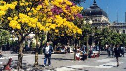La Conmemoración de Todos los Fieles Difuntos es un día feriado religioso dentro de algunas Iglesias cristianas, en memoria de los fallecidos. Esto se celebra tanto en Tucumán como en el resto del país.