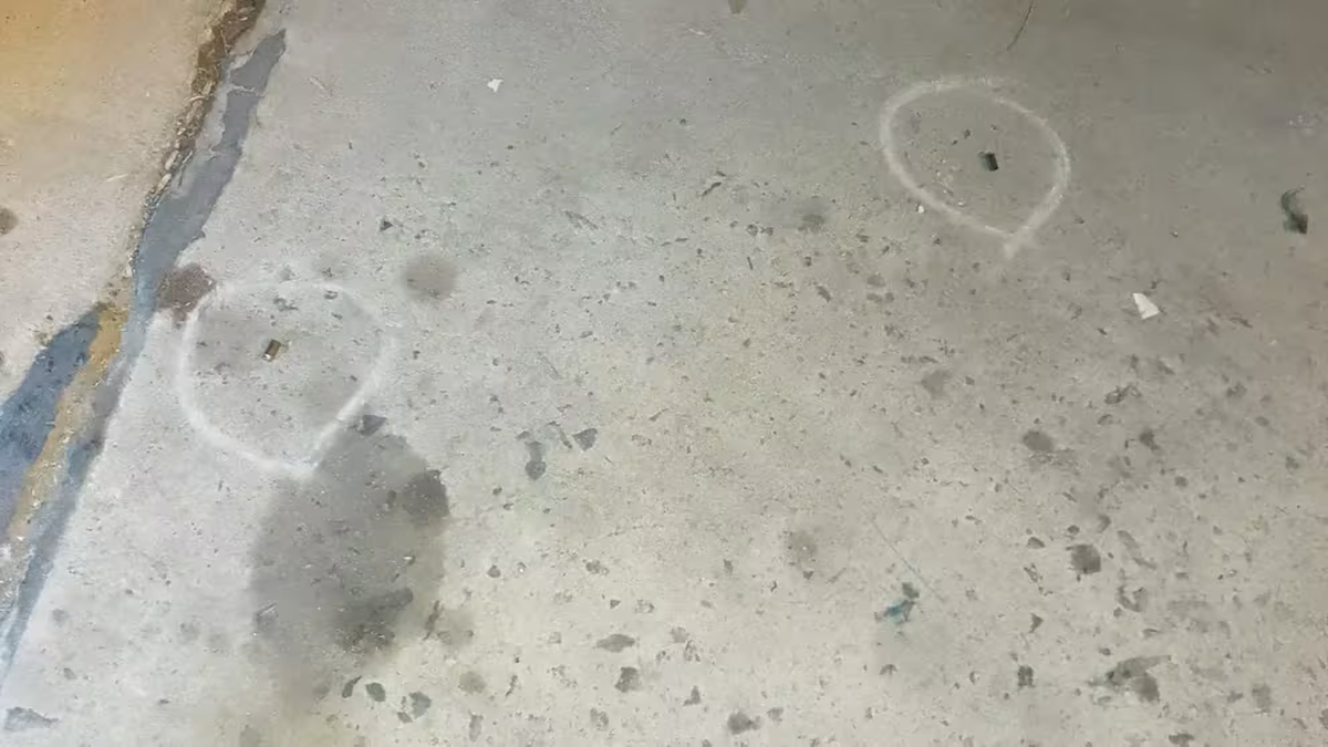 Dos sicarios hirieron al hijastro de un capo narco de la ciudad. Dos sicarios hirieron al hijastro de un capo narco de la ciudad. 