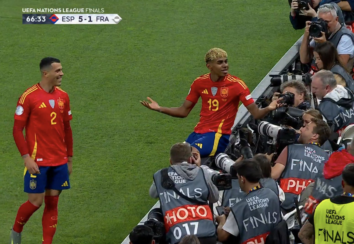 La soberbia de Lamine Yamal lo hace creer que el Balón de Oro está entre él y Osumane Dembélé. La soberbia de Lamine Yamal lo hace creer que el Balón de Oro está entre él y Osumane Dembélé.
