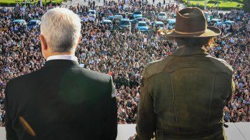 En 2 días, Johnny Depp conquistó La Plata y ganó más aplausos que Milei en un acto oficial