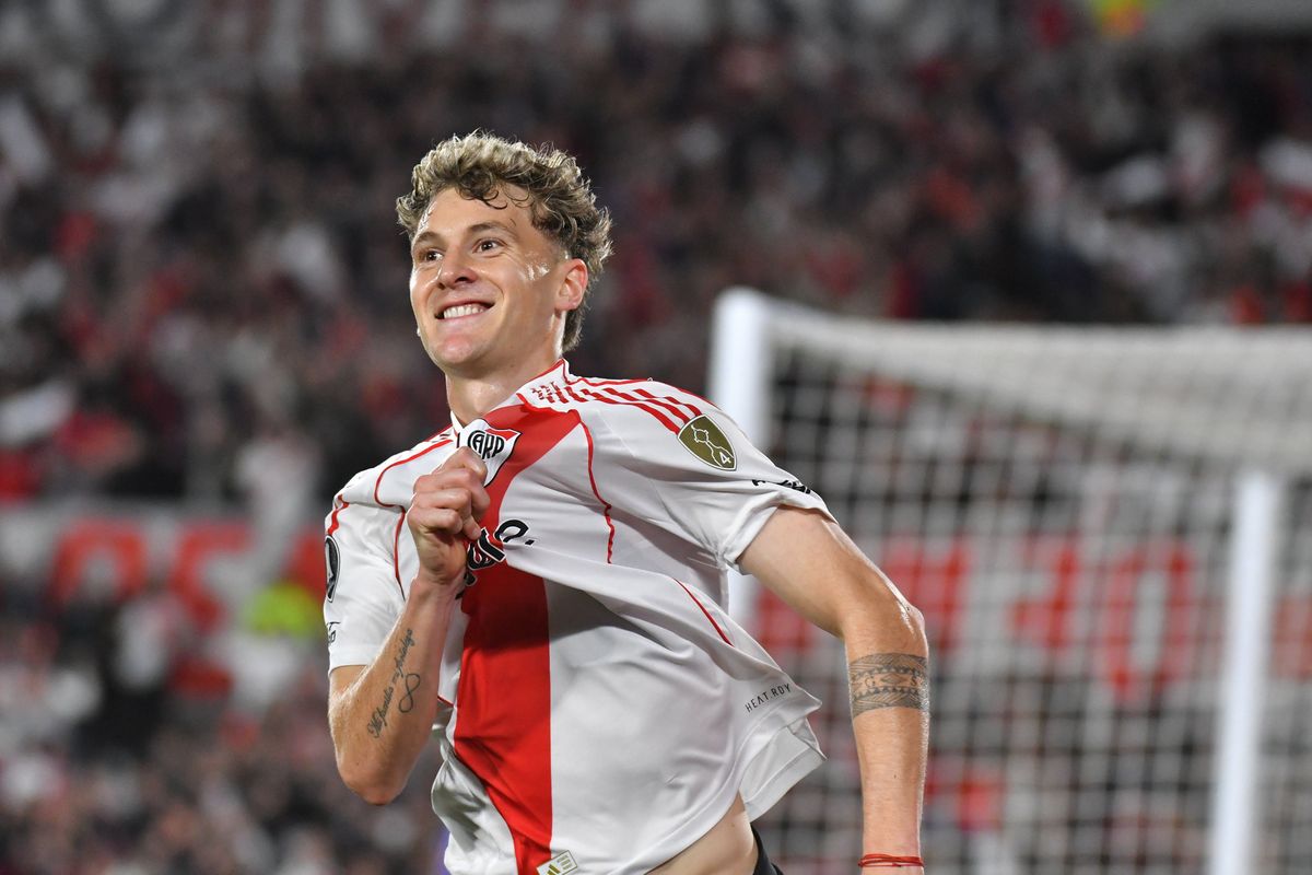 Facundo Colidio le da la victoria parcial a River