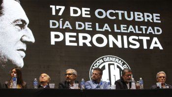 La CGT celebró el Día de la Lealtad con el lanzamiento de su espacio político en el estadio de Obras Sanitarias. La CGT celebró el Día de la Lealtad con el lanzamiento de su espacio político en el estadio de Obras Sanitarias.