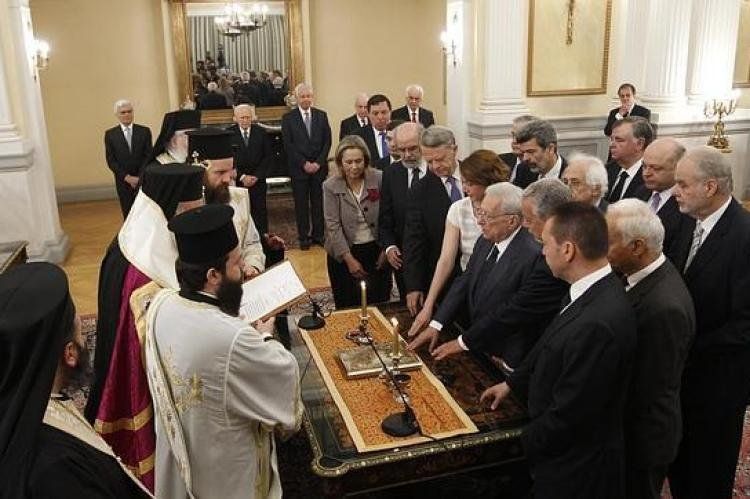 Jura de ministros griegos.