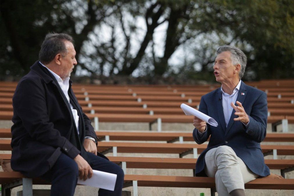 Juntos por el Cambio: Macri apoyó a Santos en las PASO 2021. 