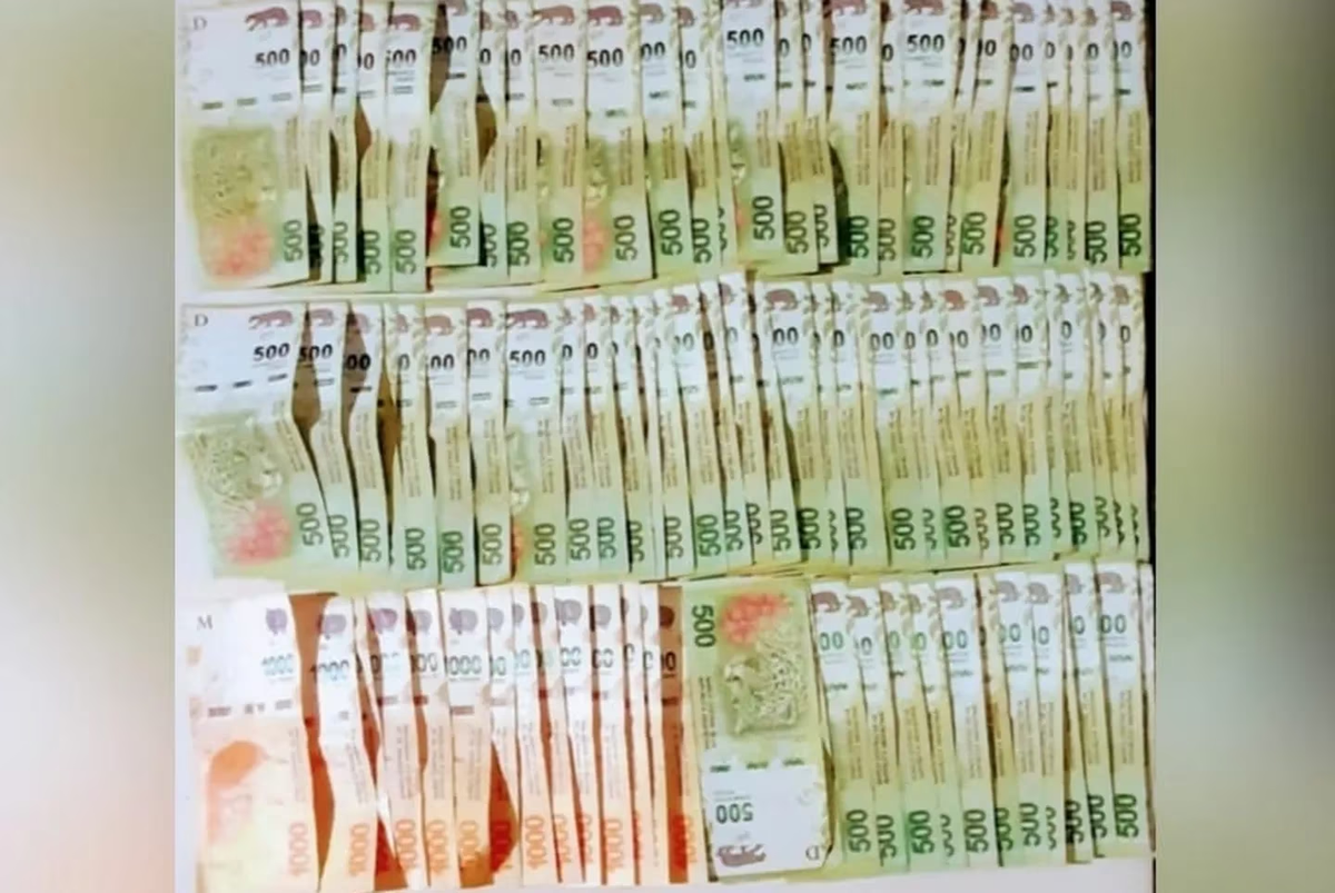 Los billetes incautaos por la policía con rastro de droga (Foto: gentileza Pilar a Diario)