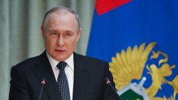 altText(Vladímir Putin firma sanciones económicas contra Occidente)}