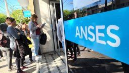 Tarjeta Alimentar, jubilación, AUH, todos los pagos de Mi Anses. Tarjeta Alimentar, jubilación, AUH, todos los pagos de Mi Anses.