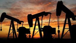 El petróleo Brent tocó un máximo de US$120 y acumula un aumento de casi 67% desde el inicio del conflicto en Irán. El petróleo Brent tocó un máximo de US$120 y acumula un aumento de casi 67% desde el inicio del conflicto en Irán.