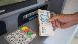 Cambios en los cajeros automáticos: Cuánto efectivo se puede retirar en mayo 2025