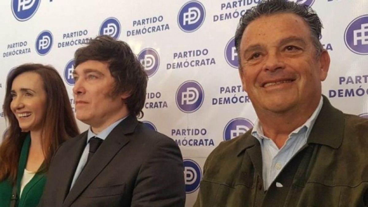 Javier Milei, Rodolfo Eiben y Vicotria Villarruel. Javier Milei, Rodolfo Eiben y Vicotria Villarruel. 