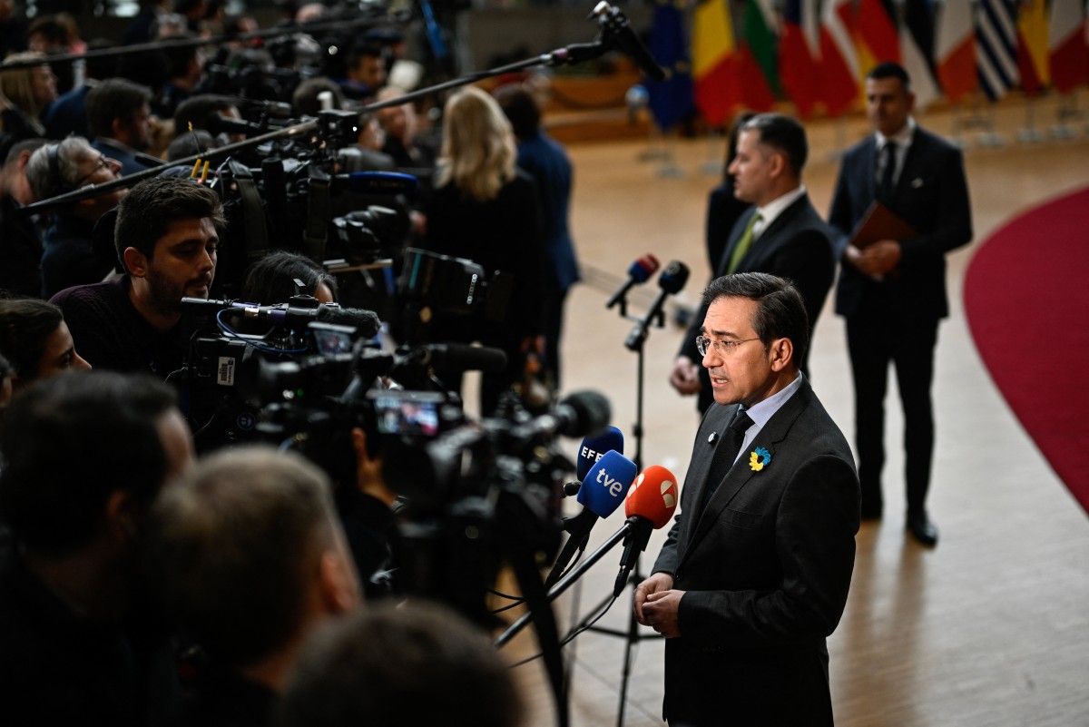 José Manuel Albares, ministro de Exteriores de España, pidió que la UE avance hacia una defensa común con capacidad real de disuasión, en medio de la presión de Trump sobre la OTAN y el gasto militar europeo. José Manuel Albares, ministro de Exteriores de España, pidió que la UE avance hacia una defensa común con capacidad real de disuasión, en medio de la presión de Trump sobre la OTAN y el gasto militar europeo.