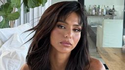 Un influencer famoso vuelve loca a Juanita Tinelli en redes con likes y mensajes picantes, y ella no se queda atrás… todo mientras Marcelo mira de lejos. Un influencer famoso vuelve loca a Juanita Tinelli en redes con likes y mensajes picantes, y ella no se queda atrás… todo mientras Marcelo mira de lejos.