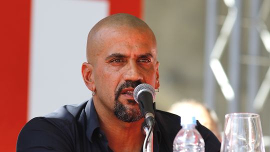 Juan Sebastián Verón, presidente de Estudiantes, sancionado por AFA Juan Sebastián Verón, presidente de Estudiantes, sancionado por AFA