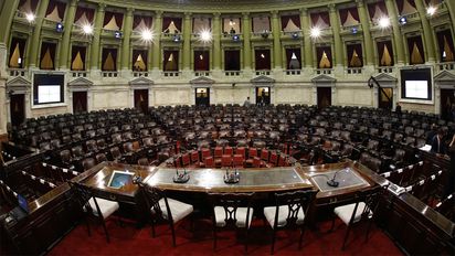 En Senado: Ley Bases y