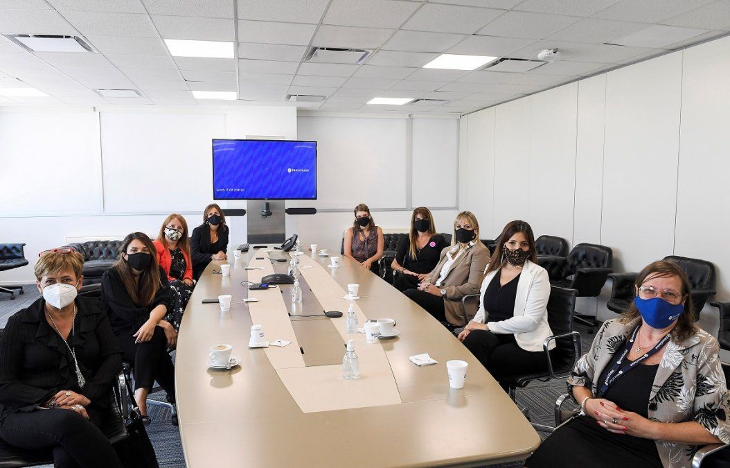 Lllegan los créditos del Banco ciudad, para mujeres exportadoras