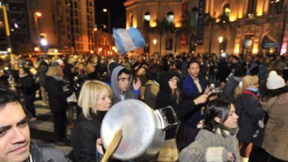 Cayó Ezeiza, inflación es inseguridad y políticos asustan