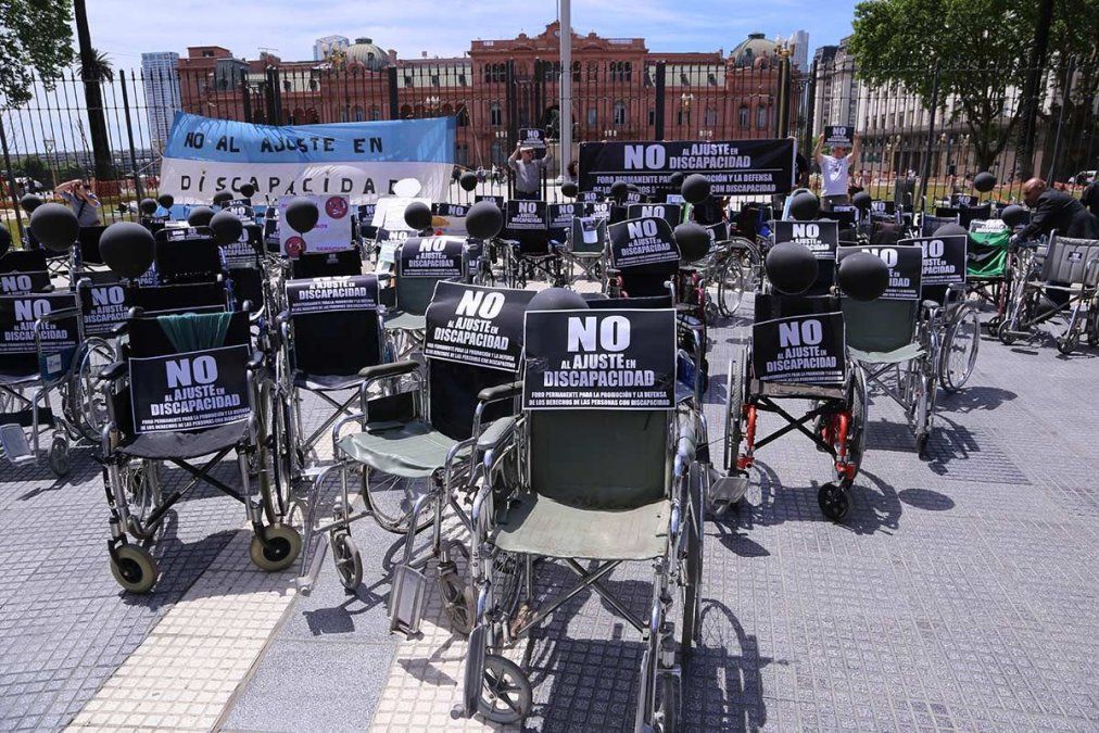 La situación de las personas con discapacidad y de las instituciones que brindan prestaciones atraviesa un momento de extrema preocupación.