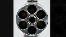 Sin balas en el tambor.