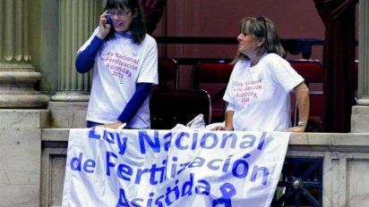 Tras cajoneos del oficialismo, se convirtió en ley la fertilización asistida