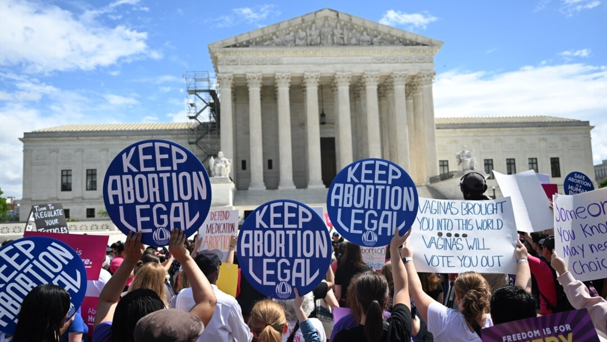 Donald Trump y otro republicanos intentan moderar su postura sobre el aborto, de cara a las elecciones presidenciales 2024. Donald Trump y otro republicanos intentan moderar su postura sobre el aborto, de cara a las elecciones presidenciales 2024.