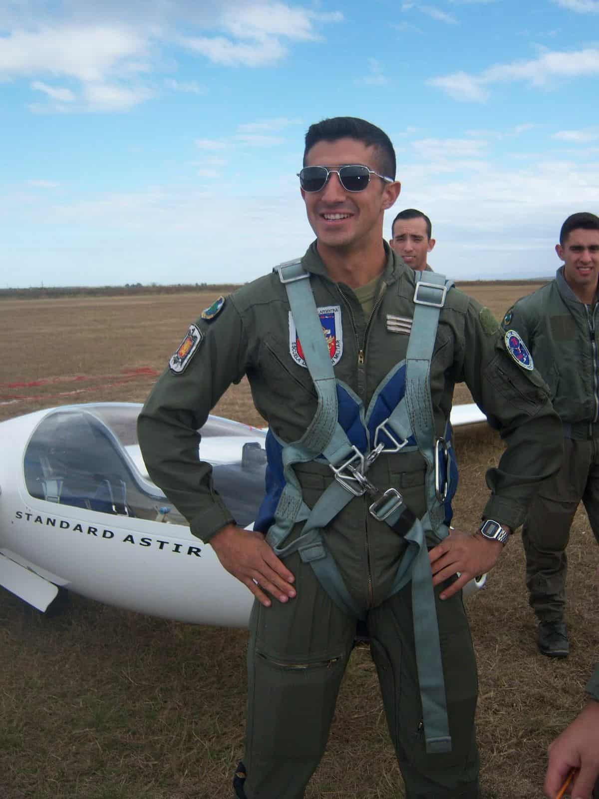 La Argentina pierde su candidato a 1er. astronauta. La Argentina pierde su candidato a 1er. astronauta.