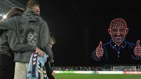 La publicidad de Sancor Seguros durante el homenaje a Lionel Messi provocó silbidos en el Monumental y dio pie a una parodia del Celta.