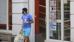 altText(Descentralizaron test en 8 provincias, compraron medio millón de reactivos y liberaron camas)}