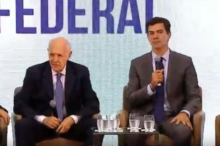 lavagna urtubeyconferencia.jpg