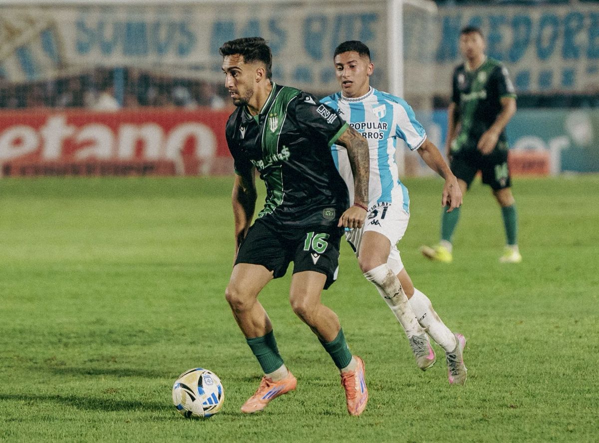 ATU vs. Banfield, fecha 16 del Torneo Apertura ATU vs. Banfield, fecha 16 del Torneo Apertura