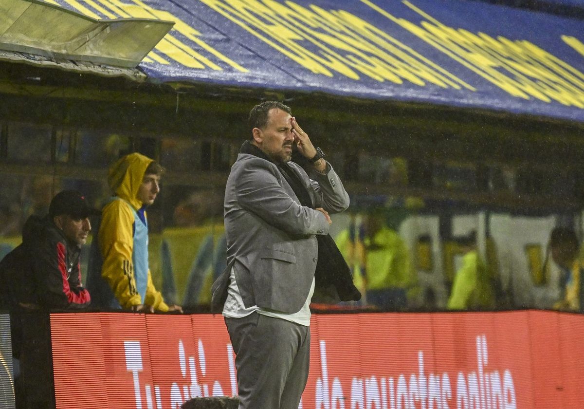 El Ogro Fabbiani, sin respuestas para su Newell´s