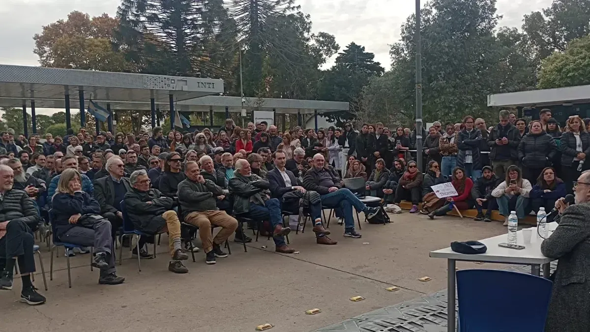 El encuentro de empresarios industriales pyme en la puerta del INTI.